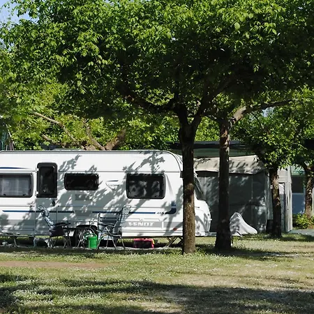 Dal Pino Kemping 3*
